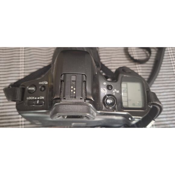 Minolta Maxxum 450si Date 35mm SLR Film Camera w/35-70mm Lens, Bag & New Battery - Picture 5 of 16